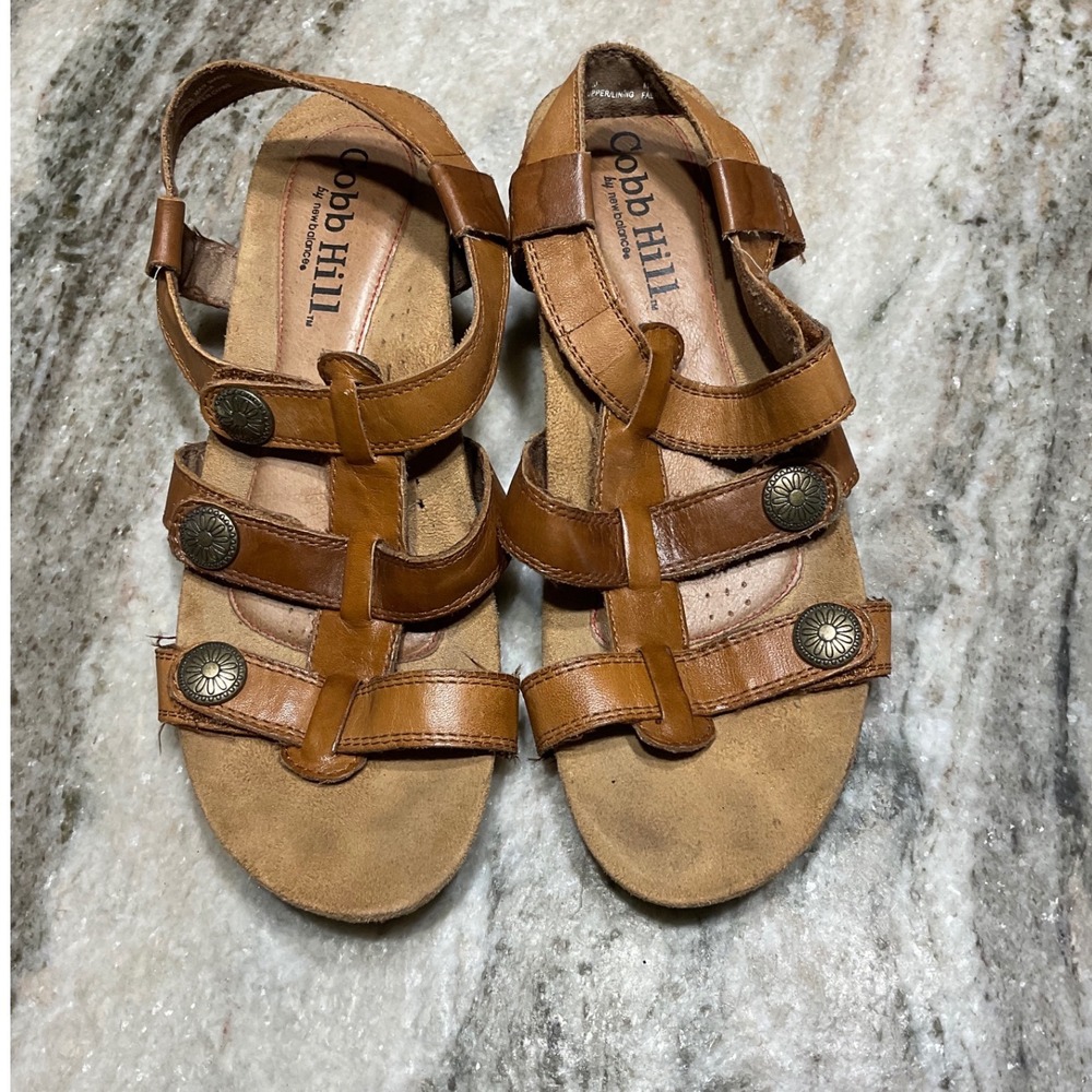 Cobb Hill Leather Wedge Sandals Women 8.5 Tan Strappy Boho Medallion